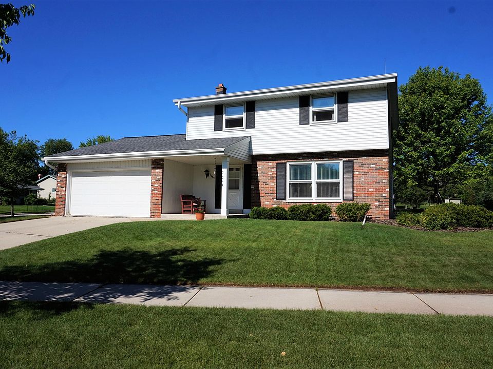 1st image of 1609 Parkway Dr