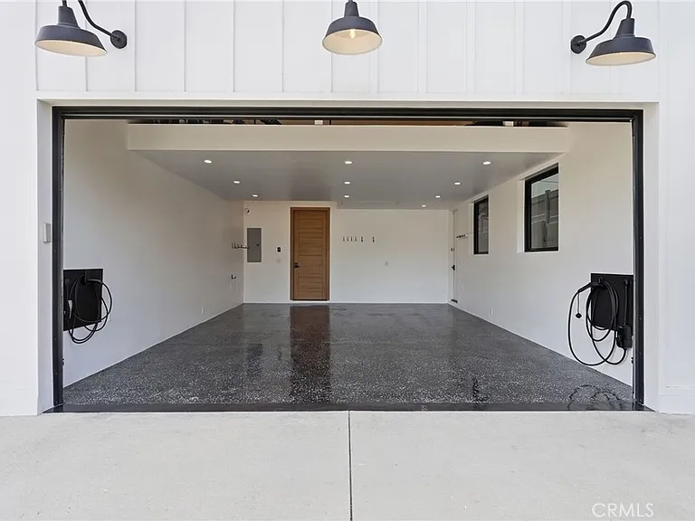 22300 Philiprimm St — Photo 55
