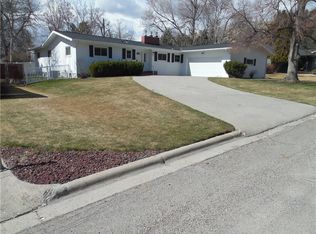 2910 Glacier Dr, Billings, MT 59102