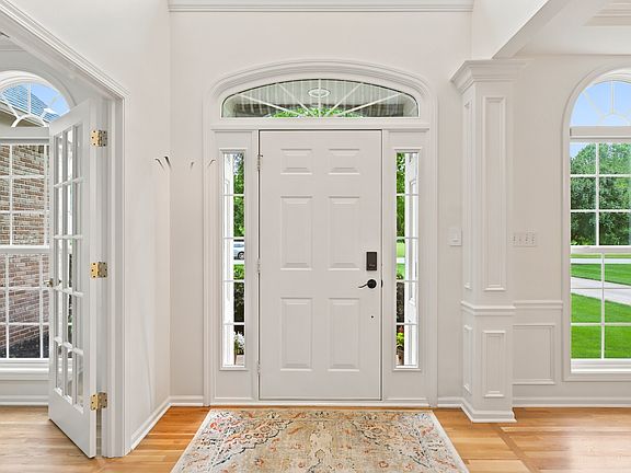 2nd image of 6084 Clearview Dr