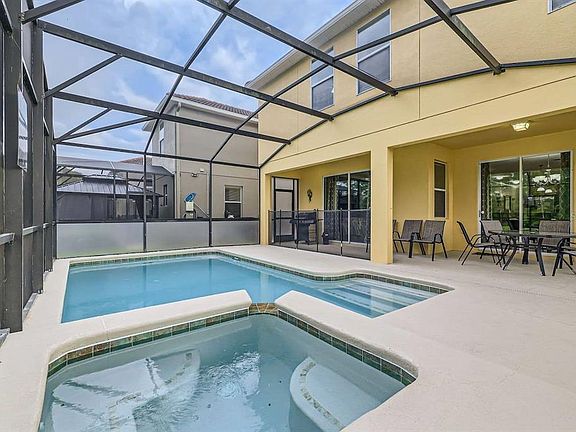 2nd image of 2999 Buccaneer Palm Rd