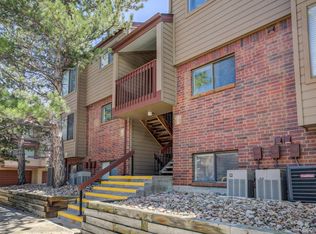 318 Wright St APT 301, Lakewood, CO 80228