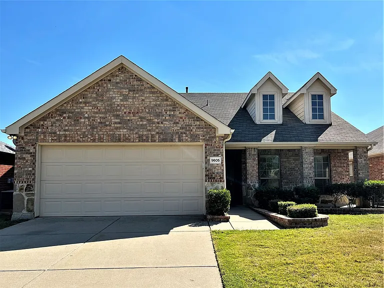 9605 Straightaway Dr — Photo 1