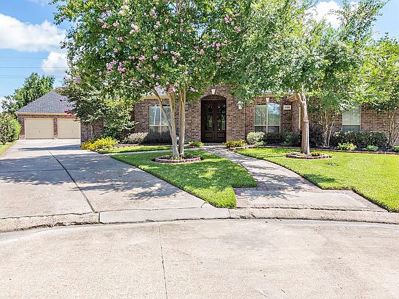 2nd image of 2180 Woodsfield