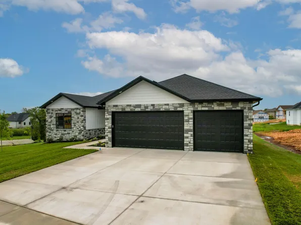 2202 W Mason Place, Ozark, MO 65721