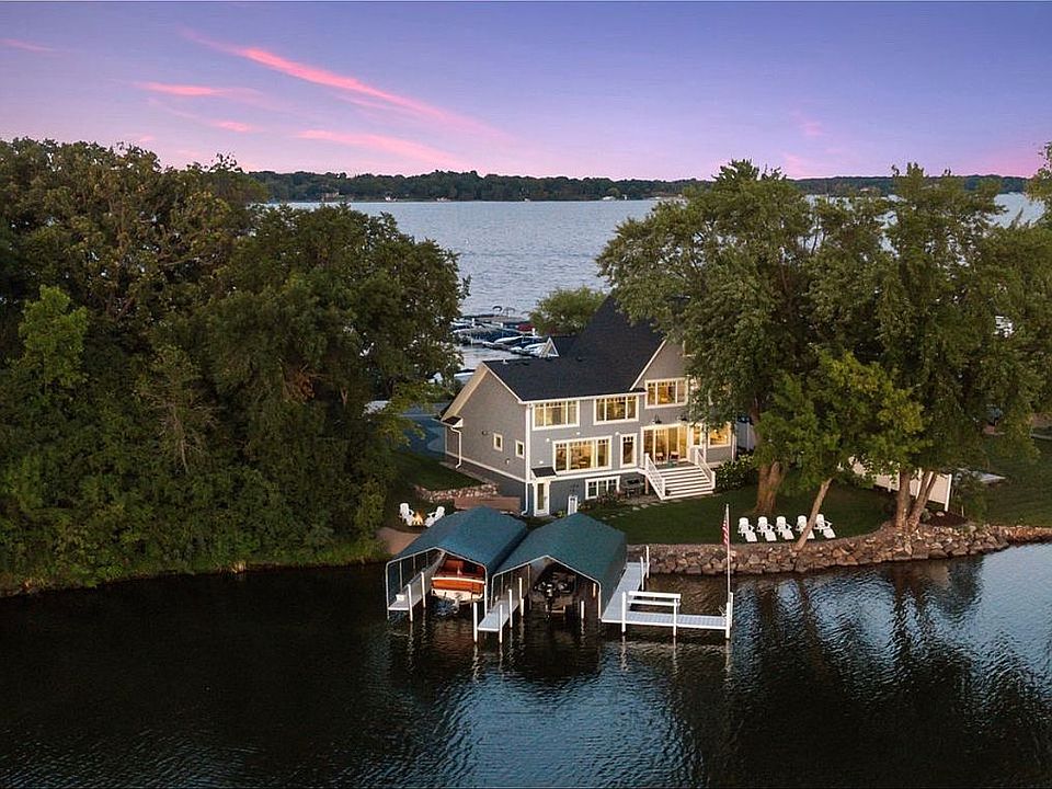 1st image of 1432 Shoreline Dr