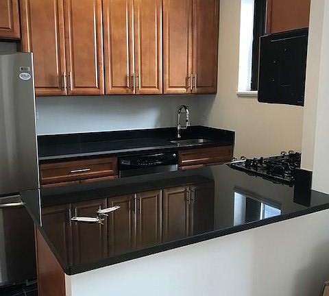 2nd image of 521 E 72nd St APT 9B