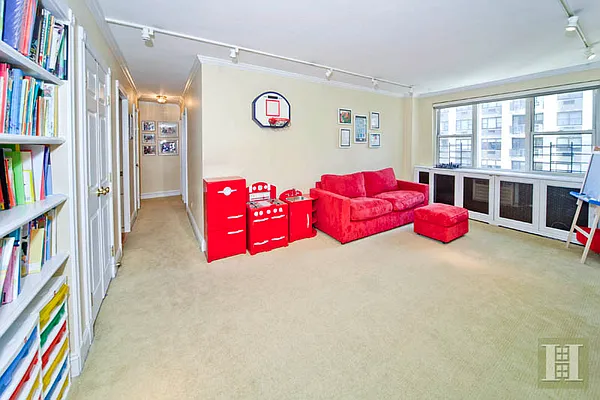 Sold by Halstead Real Estate | media 22