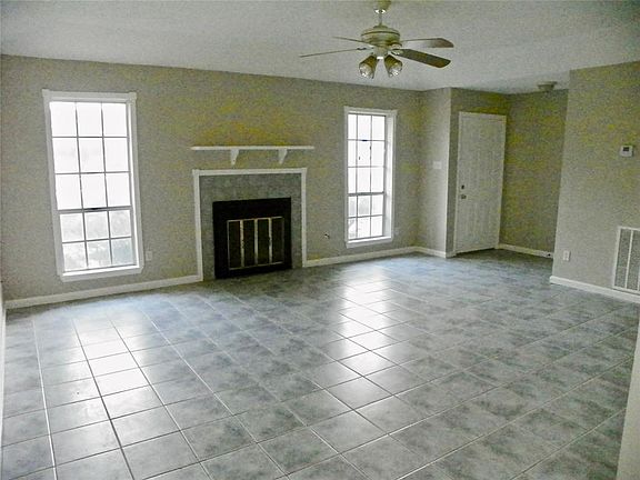4th image of 20126 Seablossom Ln