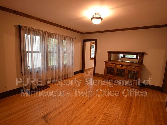 2nd image of 2727 Queen Ave N Unit 1