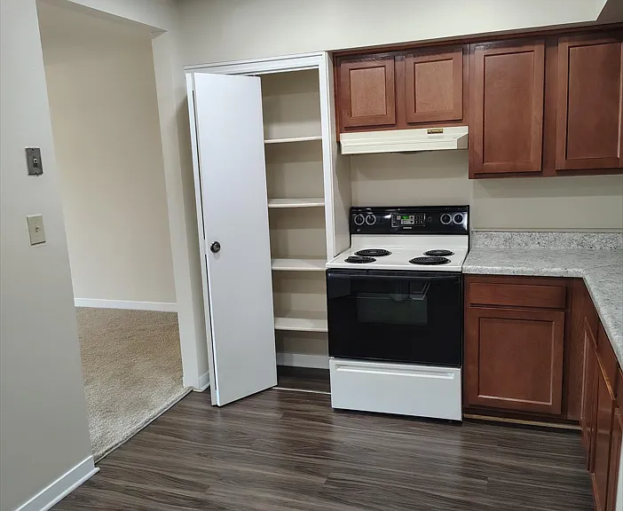 Residences at Pomona Park — Photo 57