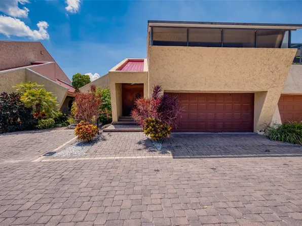 11 Casarena Ct, Winter Haven, FL 33881