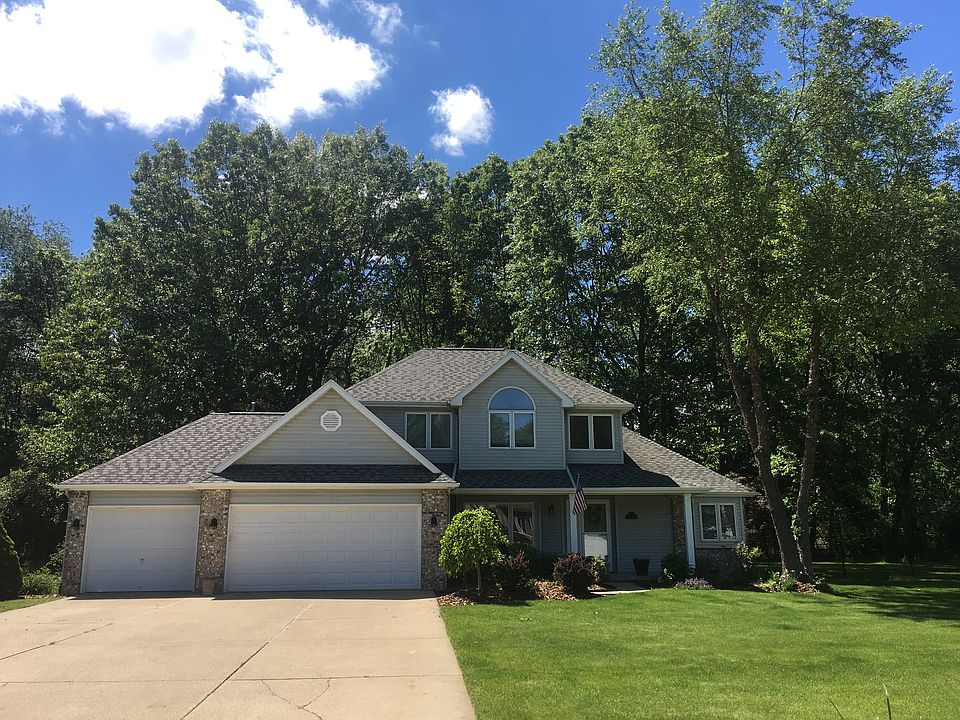 1st image of 136 Westchester Way
