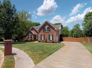 2610 Burgess St, Murfreesboro, TN 37128