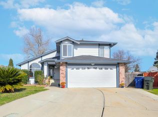 26 Benoit Ct, Sacramento, CA 95823