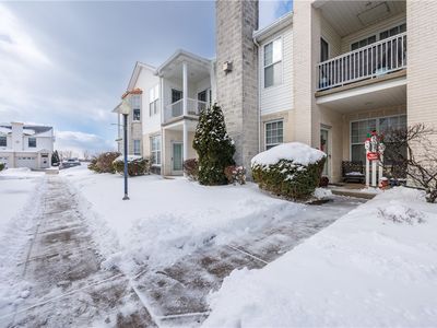 246 Adams Pointe Blvd UNIT 9, Mars, PA, 16046