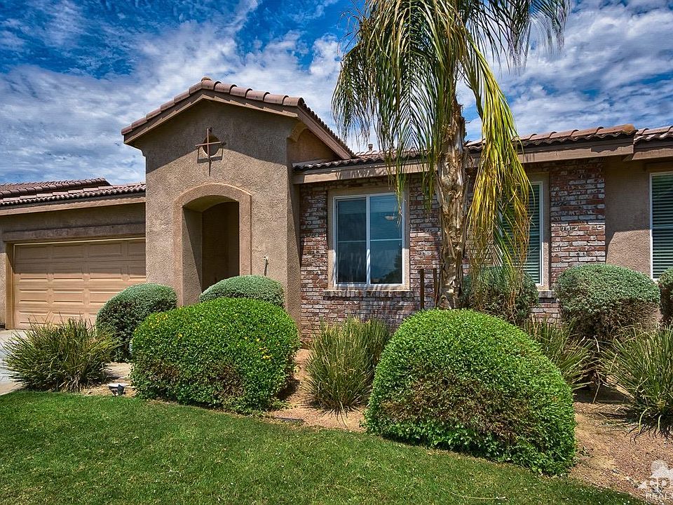 2nd image of 42538 La Danza Ct