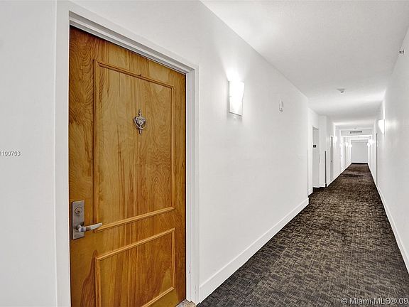 3rd image of 1200 Brickell Bay Dr Penthouse 4203