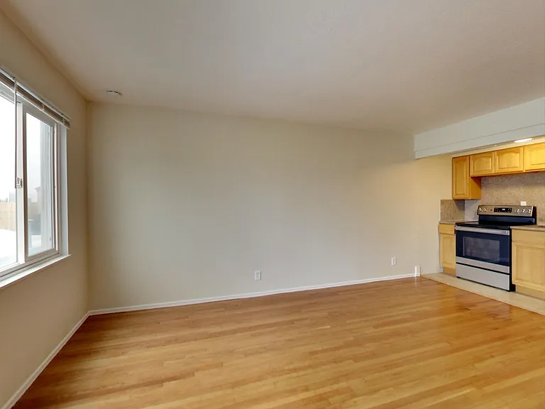 7630 Geary Blvd #204 — Photo 5