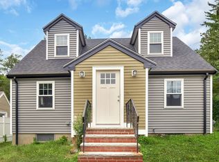 189 Sherrin St, Hyde Park, MA 02136