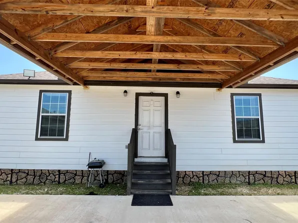186 Road 5210, Cleveland, TX 77327