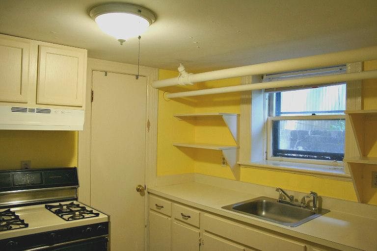 2nd image of 20 Hudson St APT 10