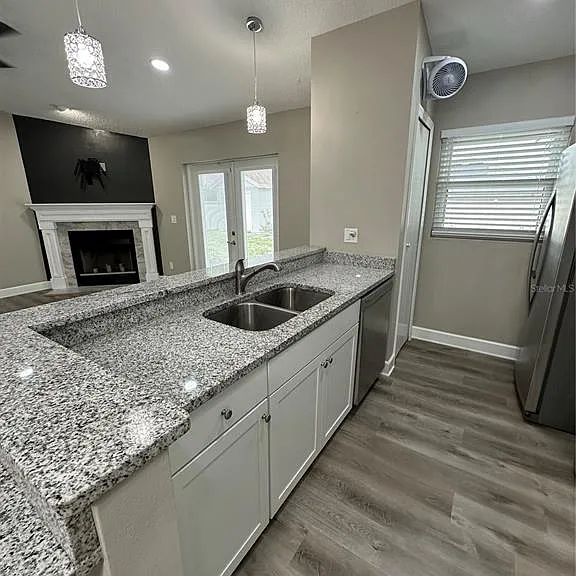 1229 Allendale Dr — Photo 4