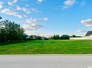 1205 Whippoorwill Dr, Morton, IL