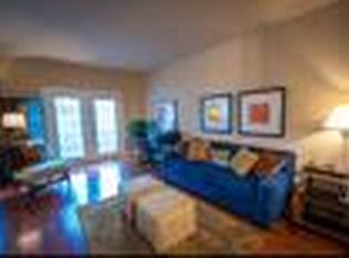 2626 N Henderson Ave, Dallas, TX 75206
