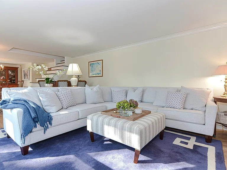 88 Perry Rd — Photo 11