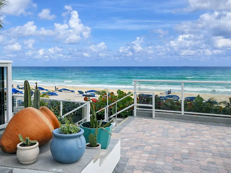 3700 Galt Ocean Dr #804 — Photo 32
