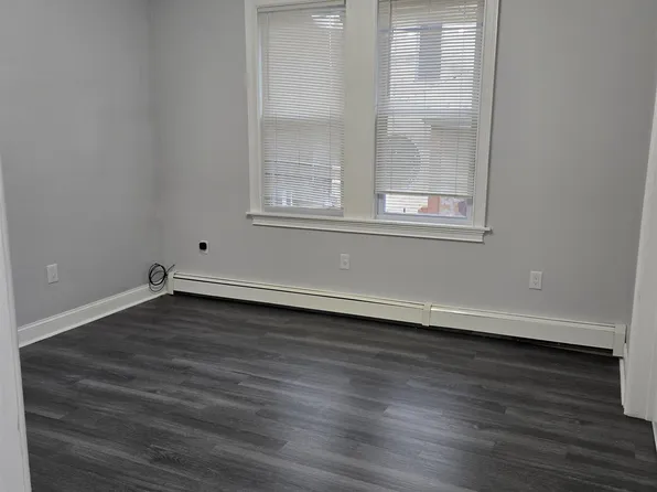 540 61st Street image 13 of 16