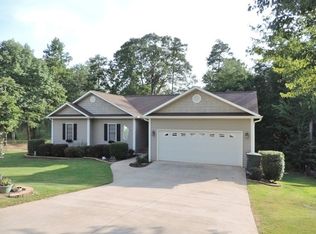 105 Red Cardinal Rd, Seneca, SC 29672