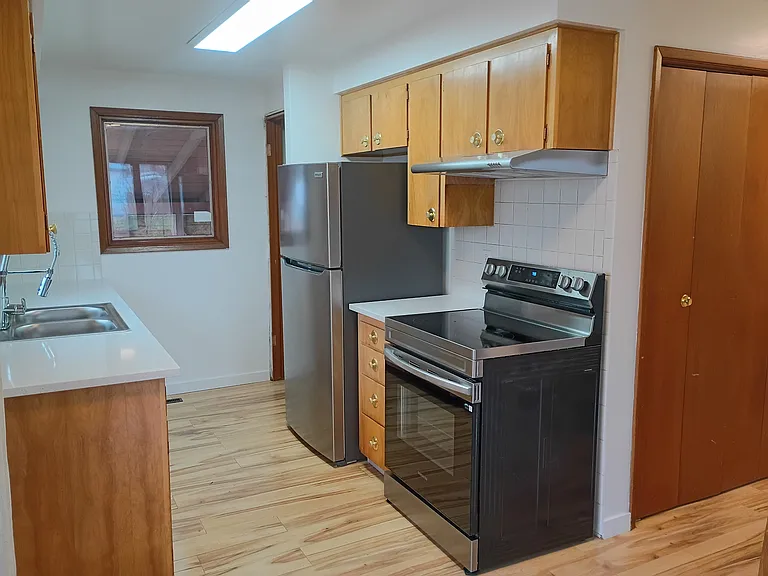 5904 N Addison St #507 — Photo 3