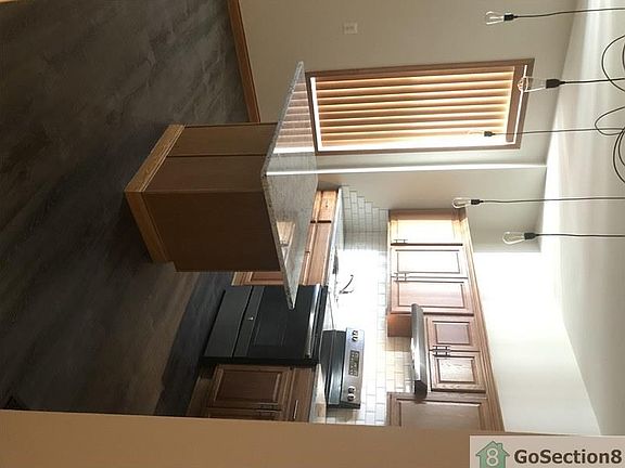 5th image of 10401 S Corliss Ave APT 1S