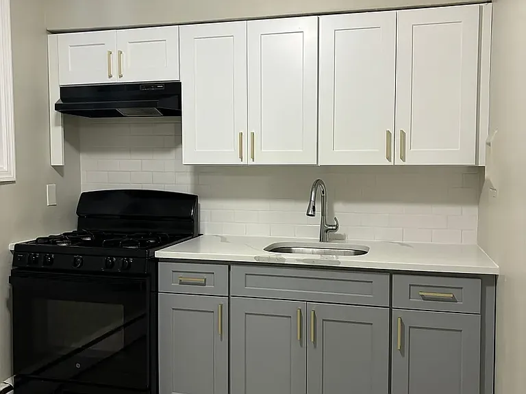 48 Carteret St #6D — Photo 1