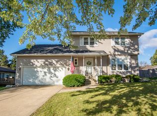 308 Floral Dr NW, Cedar Rapids, IA 52405