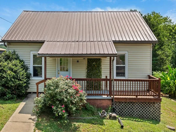 15 River St, Loudon, TN 37774