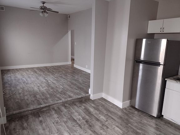 2nd image of 3035 N Gresham Ave APT 1F