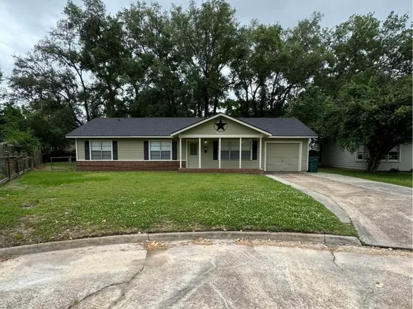 5955 Callaway Dr, Beaumont, TX 77706