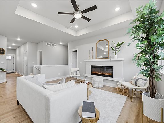 5th image of 1458 S 91st St