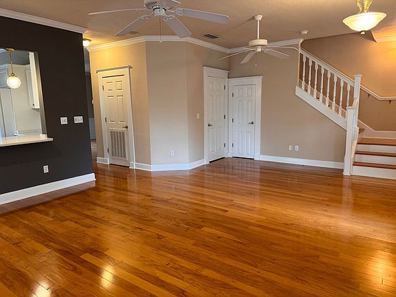 3rd image of 5020 NW 10th Pl