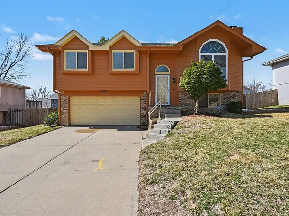 8822 N 83rd St, Omaha, NE 68122