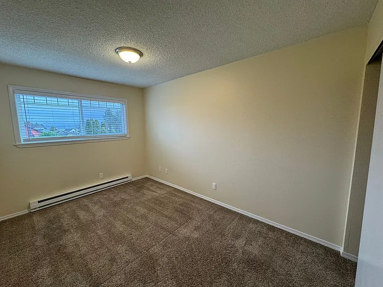 634 Alameda Ave — Photo 8