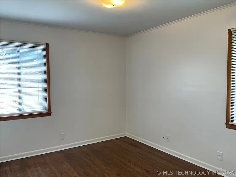 5736 E 29th St — Photo 20