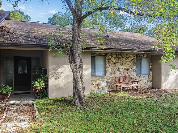3rd image of 1530 Guinevere Dr