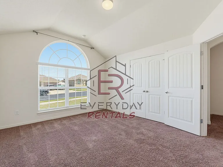 6705 Black Springs Dr — Photo 2