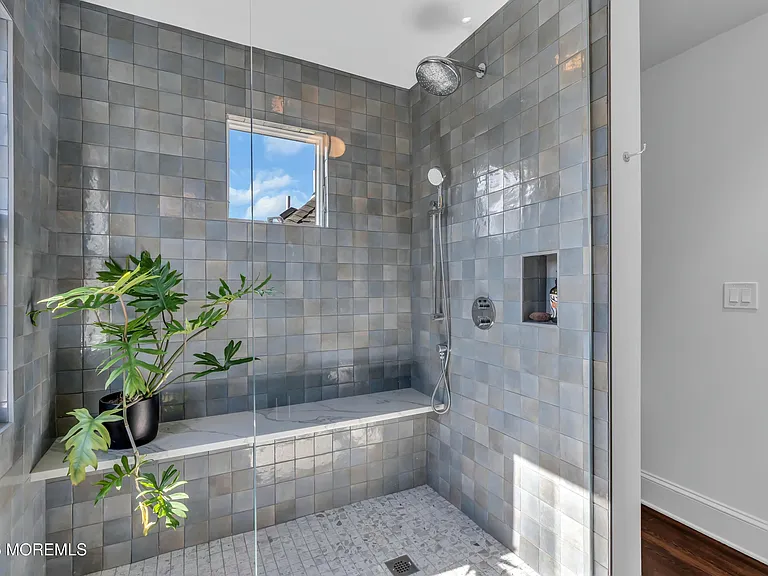 1108 4th Ave — Photo 14