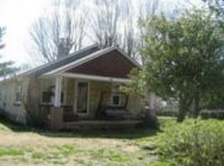 801 NW 7th St, Bentonville, AR 72712