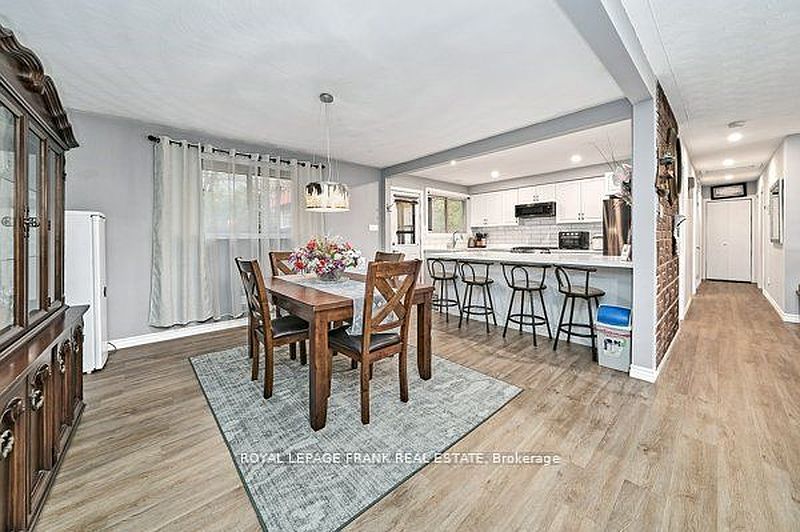 Peterborough House for rent - 3 Bedrooms — photo 12